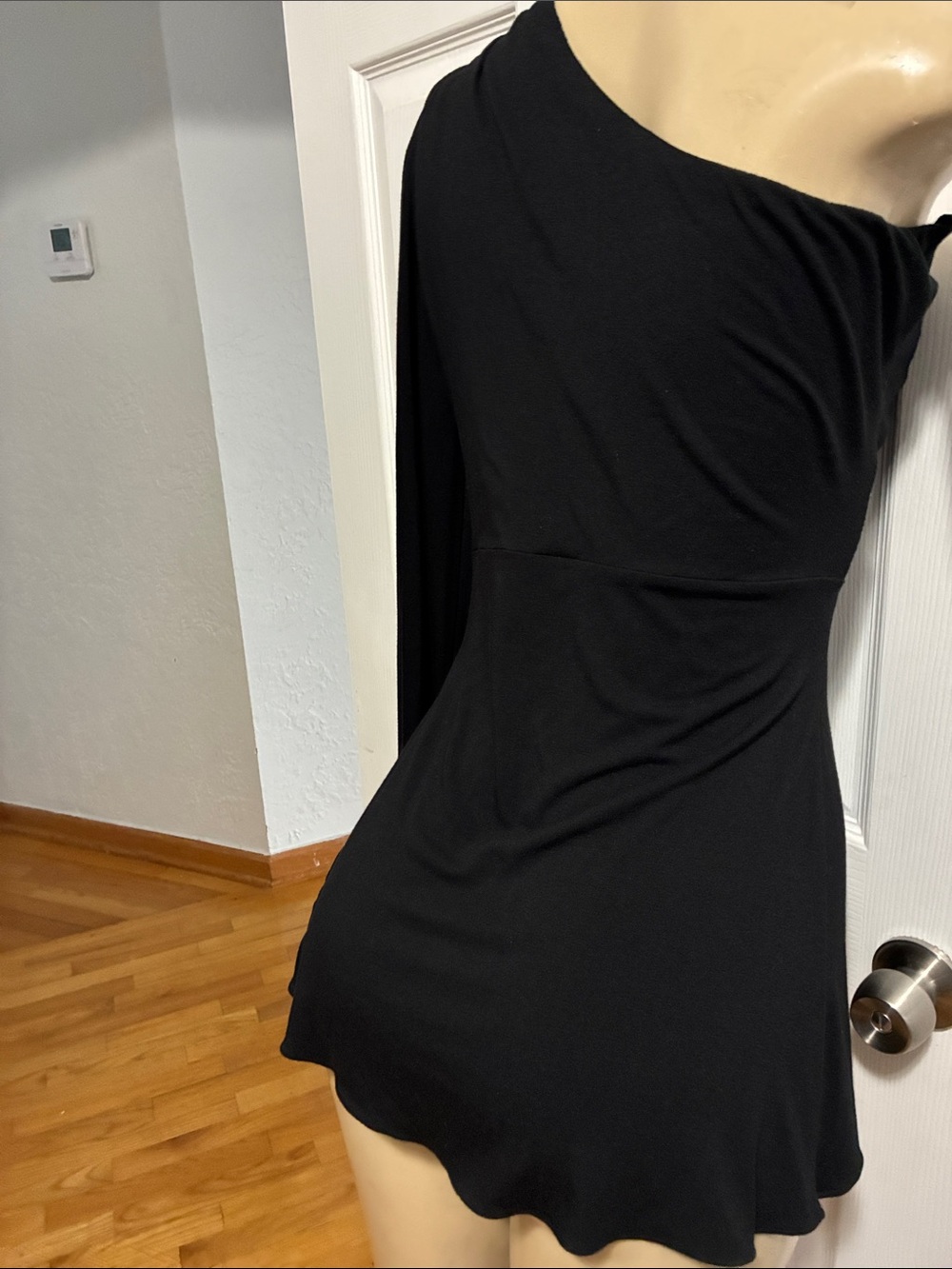 Sky One-Shoulder Black Blouse with Embellished Belt dress - Picture 9 of 17